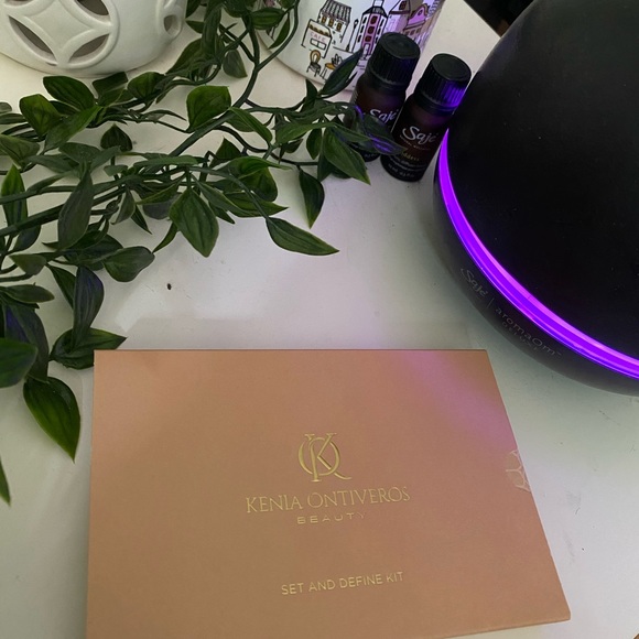 Kenia Ontiveros * NEVER BEEN TOUCHED* set & define - Picture 3 of 5